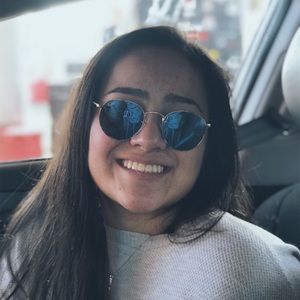 Meet your Posher, Ceci